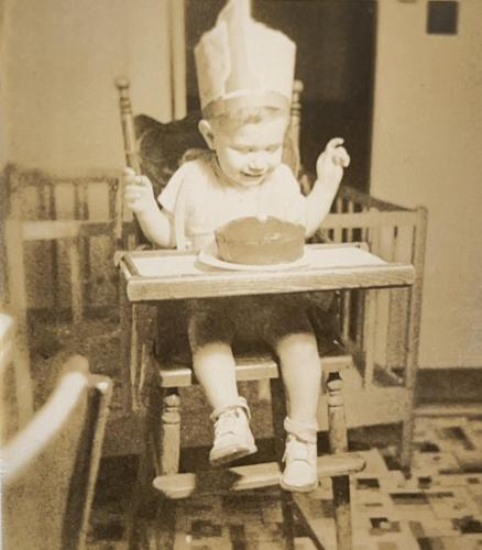 Bobby's first birthday and cake, November 1948.